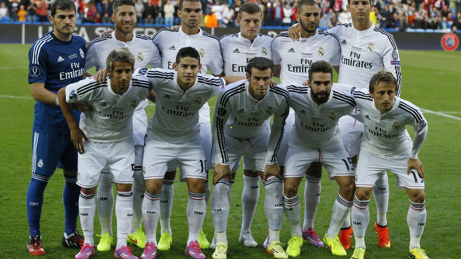 詹皇经纪人罕见开炮，湖人战术体系遭质疑，管理层夺冠策略被指方向性迷失